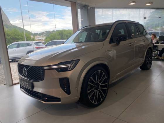 VOLVO XC90 2.0 T8 PHEV ULTRA DARK AWD GEARTRONIC